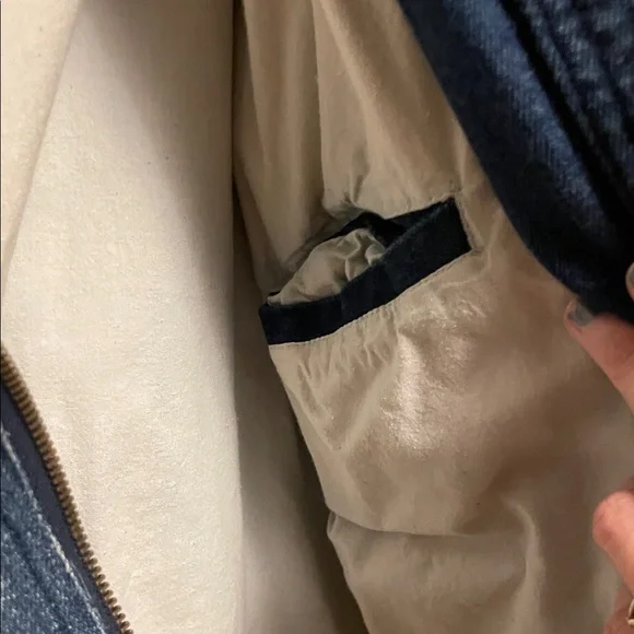 Vintage stone washed Light Blue Denim Jacket - Picture 10 of 10